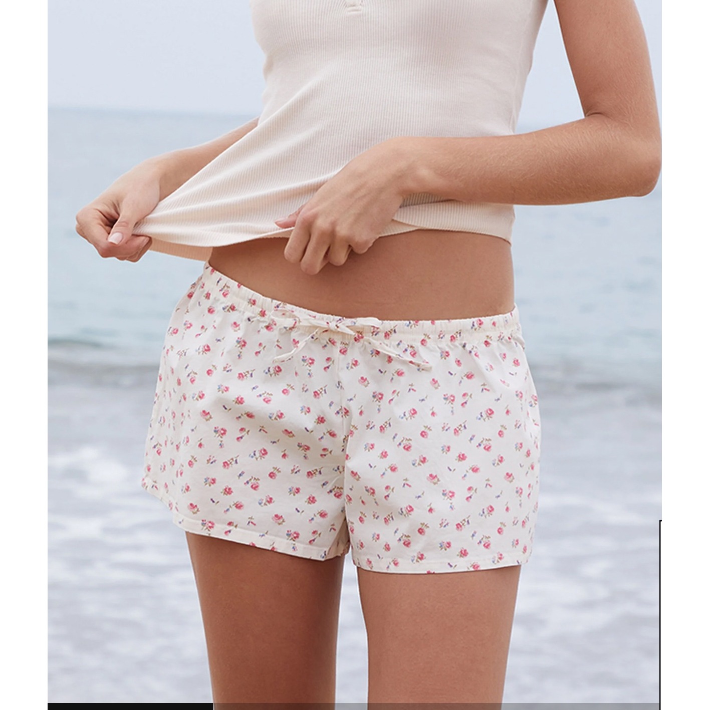 John Galt Womens Small Pajama Shorts Ditsy Floral Cream Elastic Waist Cottage